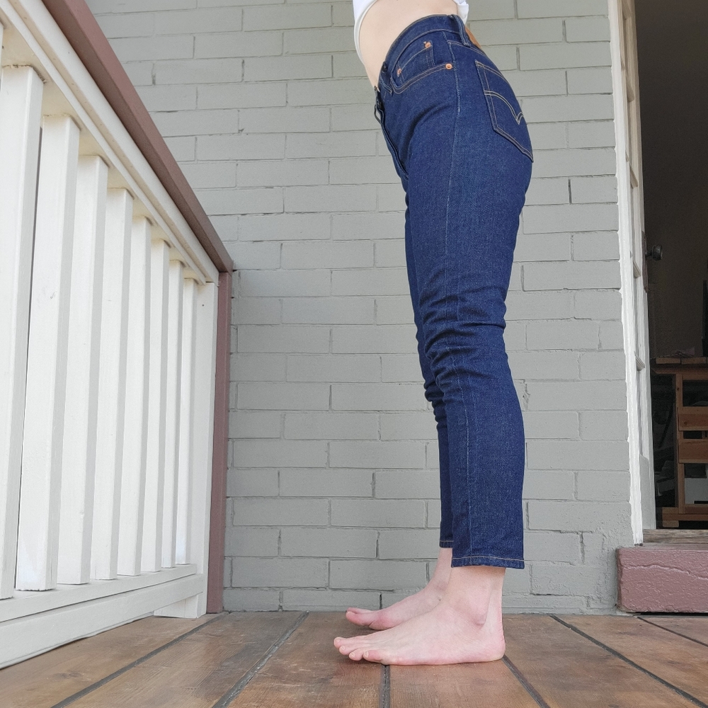 Levi's - Picture 4 of 4